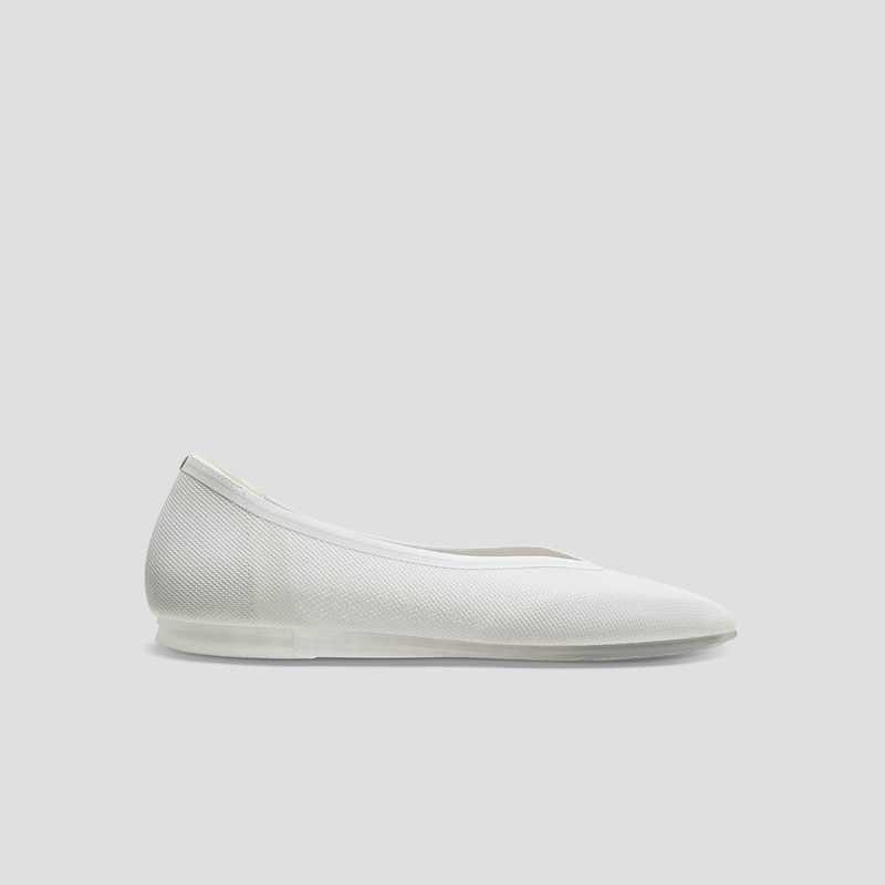 Pointed-Toe Dual-Cushion City Flats (Ecostitch™️ Flat Pro), White, EU37.5 | VIVAIA