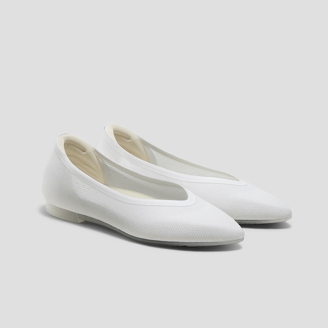 Pointed-Toe Dual-Cushion City Flats (Ecostitch™️ Flat Pro)