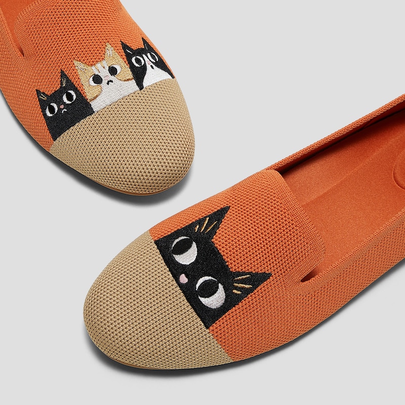 Round-Toe Embroidered Loafers (Audrey), APRICOT NUDE - RURAL CAT, EU39 | VIVAIA