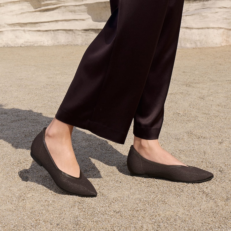 Pointed-Toe Dual-Cushion City Flats (Ecostitch™️ Flat Pro), Chocolate, EU38 | VIVAIA