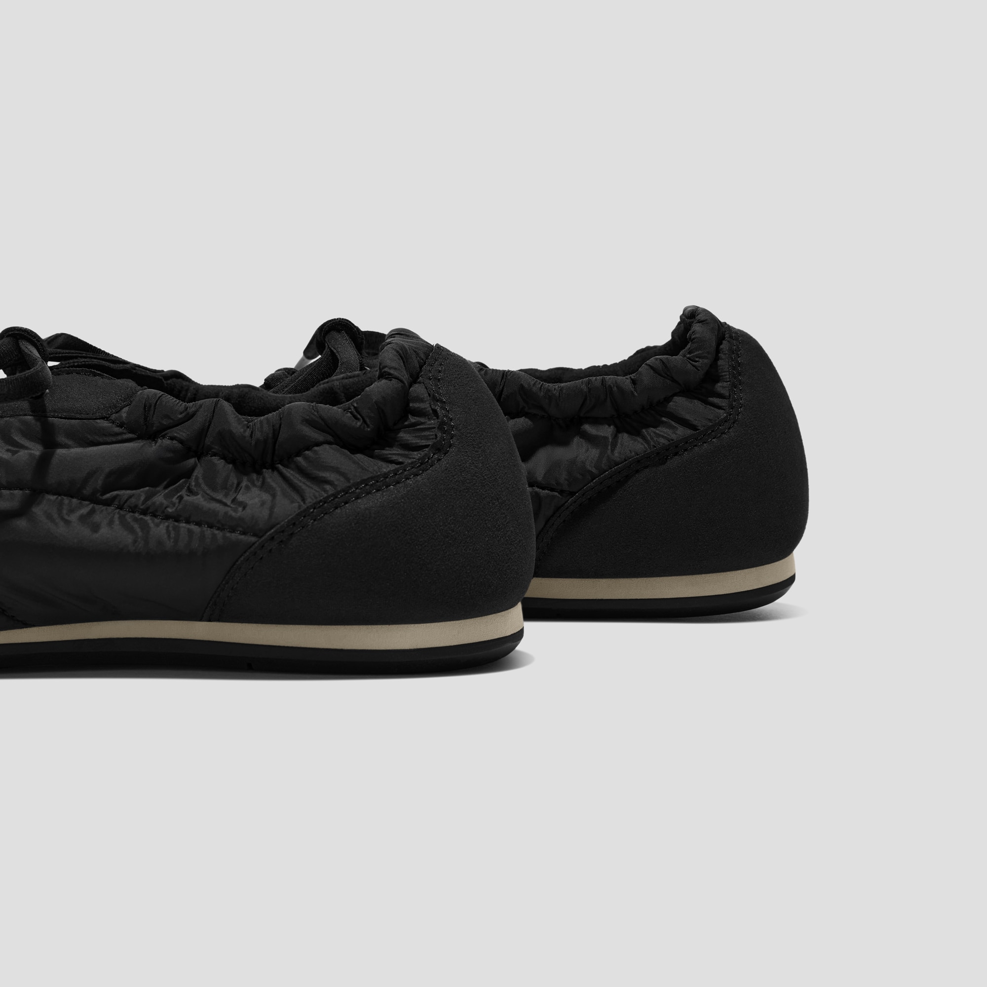 Jogger Re-Nylon Sneakerina (Yancy), Black, EU40 | VIVAIA