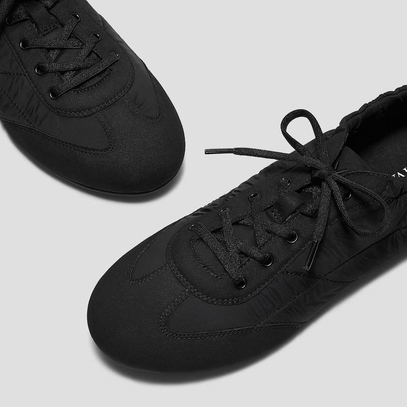 Jogger Re-Nylon Sneakerina (Yancy), Black, EU39 | VIVAIA