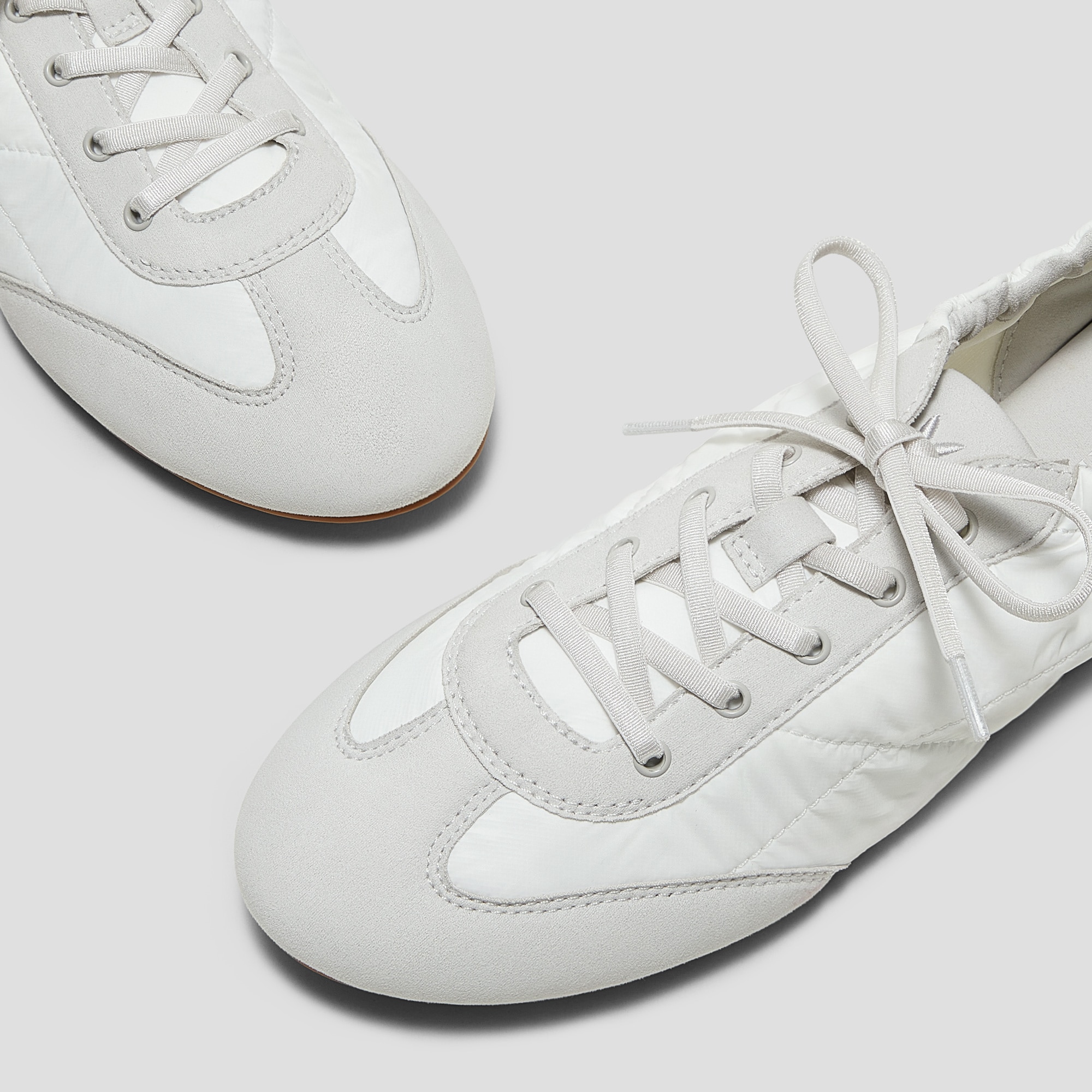 Jogger Re-Nylon Sneakerina (Yancy),WHITE SMOKEY GREY | VIVAIA