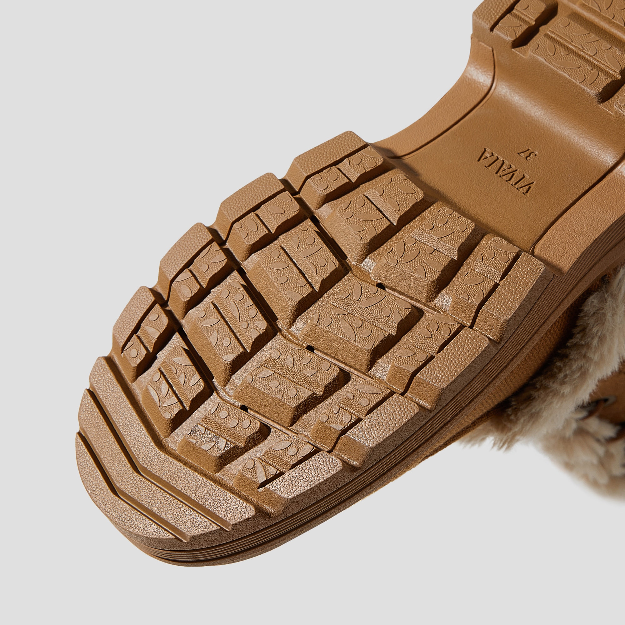 Faux Fur Water-Repellent Lightweight Warm Boots (Terry), CARAMEL