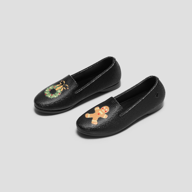 Audrey Fridge Magnet, black - gingerbread man, one-size | VIVAIA