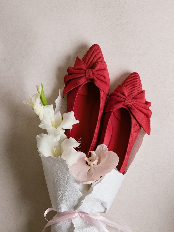 Pointed-Toe Bow Flats (Azura), RUBY  RED, EU39 | VIVAIA