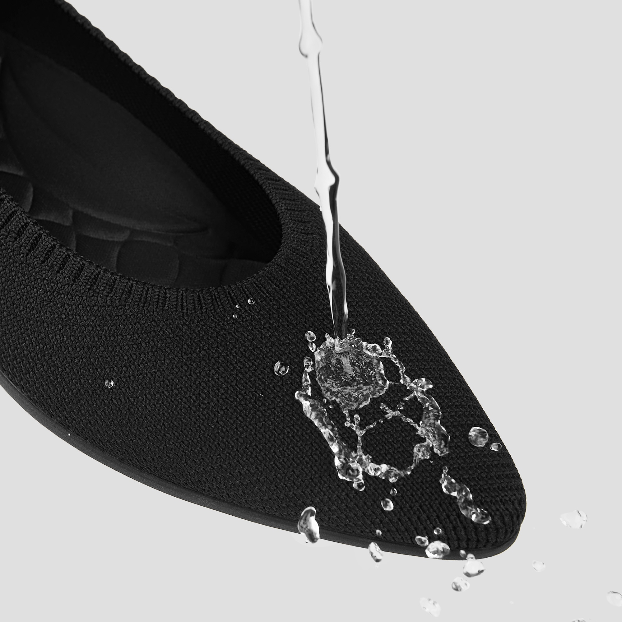 Lightweight Pointed-Ballet Flats (Aria Walker), Black - WATER
