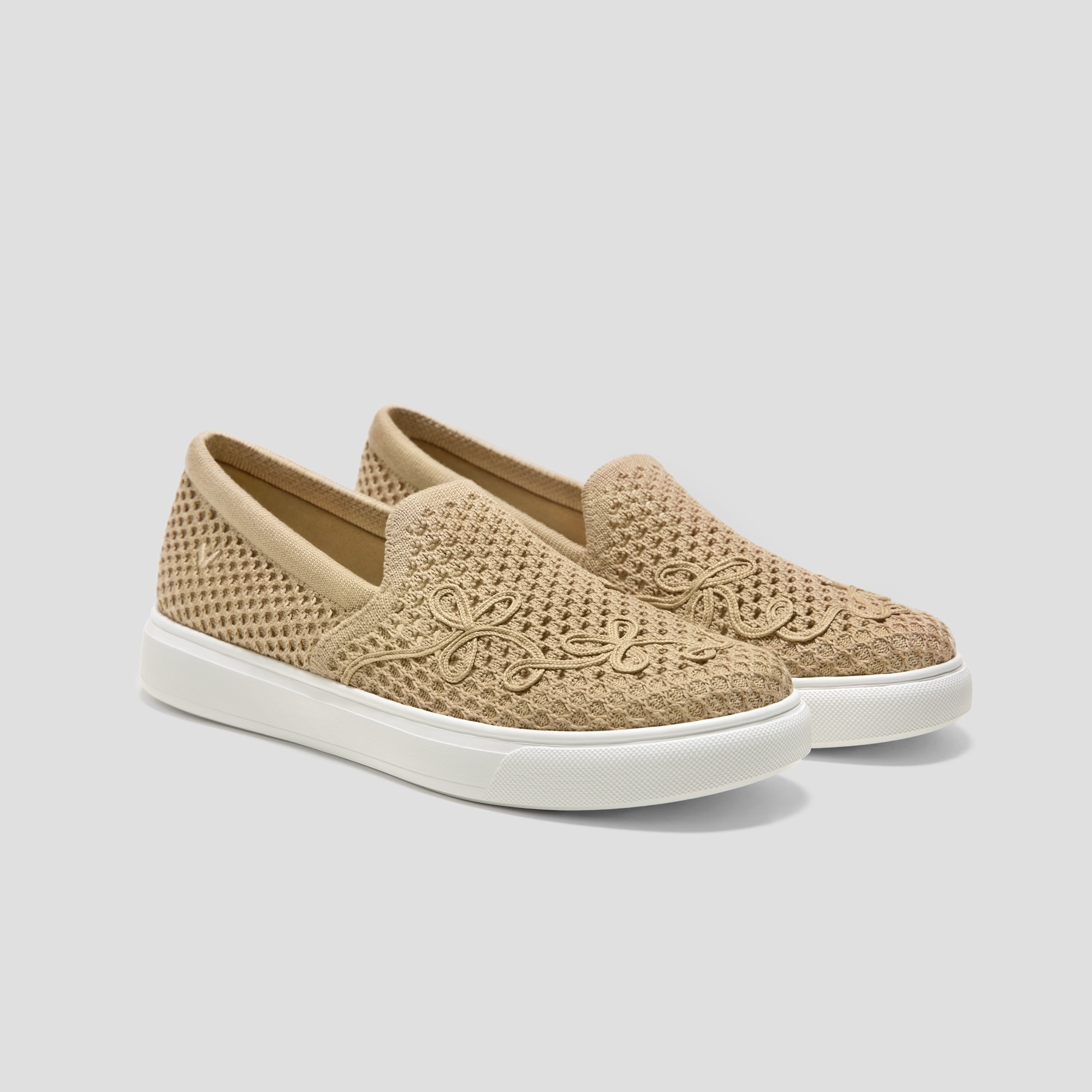 Classic Slip-On Unisex Sneakers (V-Tune), NUDE PEACH MESH, EU35
