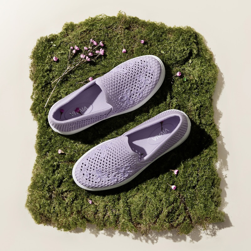 Classic Slip-On Unisex Sneakers (V-Tune), LIGHT. VIOLET MESH, EU39 | VIVAIA