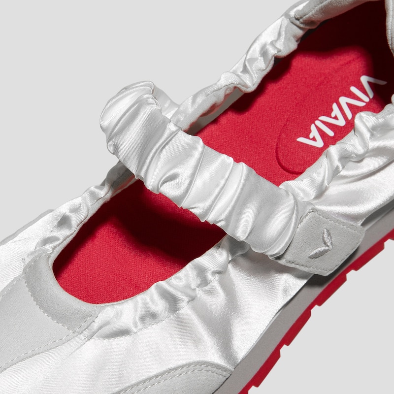 Round-Toe Satin Mary Janes (Ayla), WHITE/OFF GREY, EU39 | VIVAIA