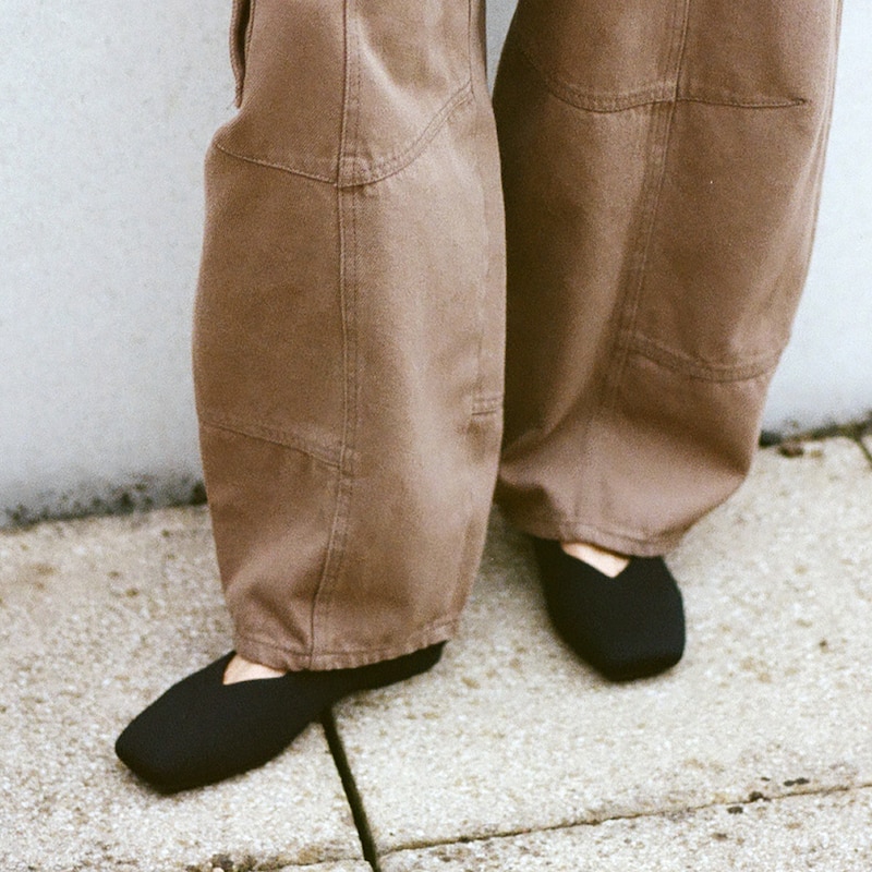 Square-Toe Margot™ V-Cut Flats (Margot™ 3.0), BLACK, EU37.5 | VIVAIA