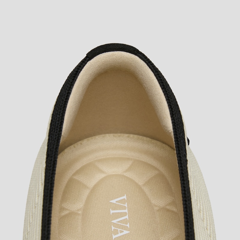Square-Toe Margot™ Mary Jane (Myriel), PALE APRICOT / BLACK, EU35 | VIVAIA