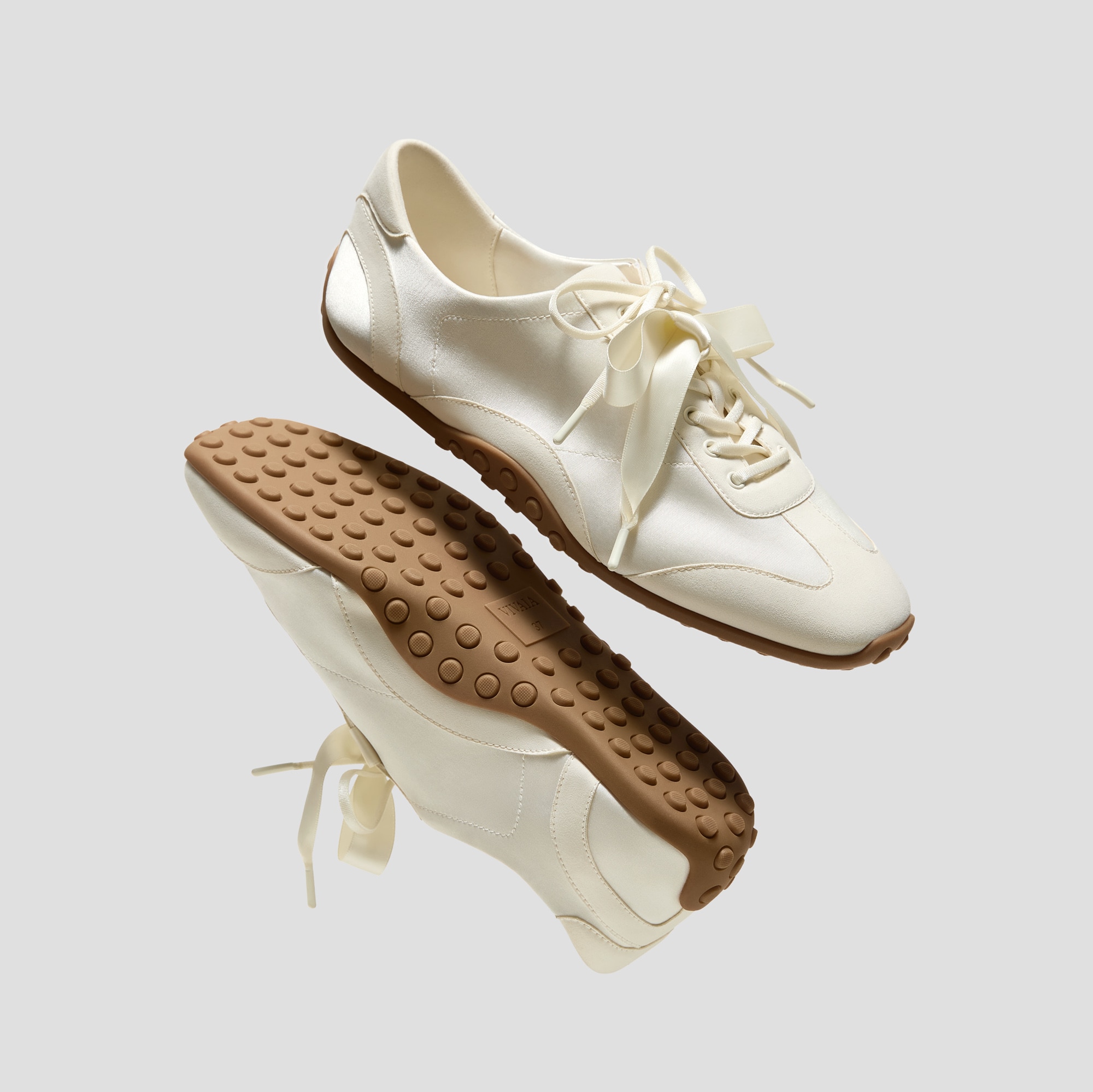 Square-Toe Jogger Sneakerina (Carol), LIGHT GOLD, EU35 | VIVAIA