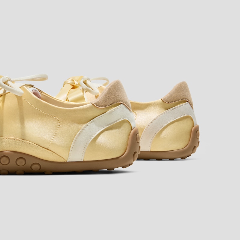 Square-Toe Jogger Sneakerina (Carol), BUTTER YELLOW&CREAM&NUDE, EU40 | VIVAIA
