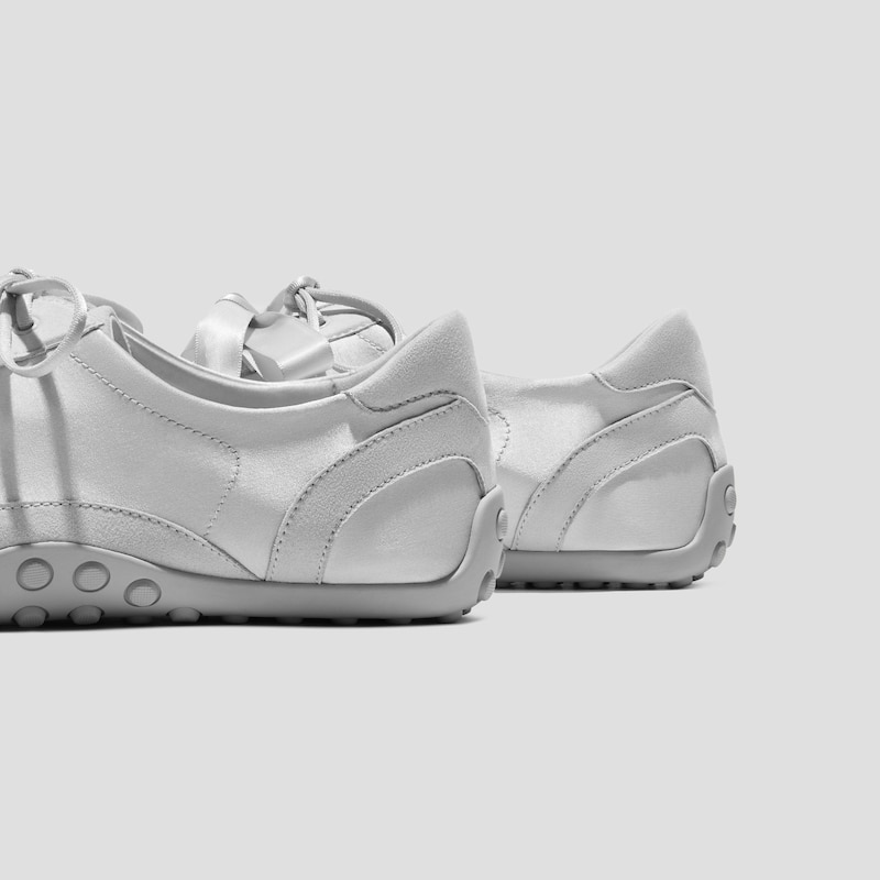 Square-Toe Jogger Sneakerina (Carol), GREY SILVER, EU37 | VIVAIA