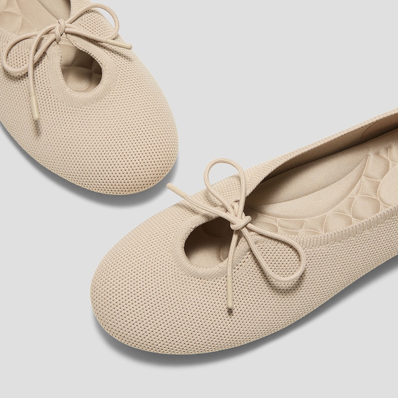 Round-Toe Lace-up Flats (Camora), ALMOND, EU35 | VIVAIA