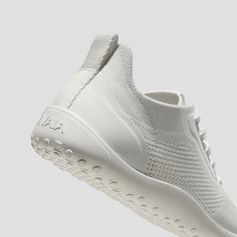 Round-Toe Barefoot Sneakers (Maven), White, EU42.5 | VIVAIA