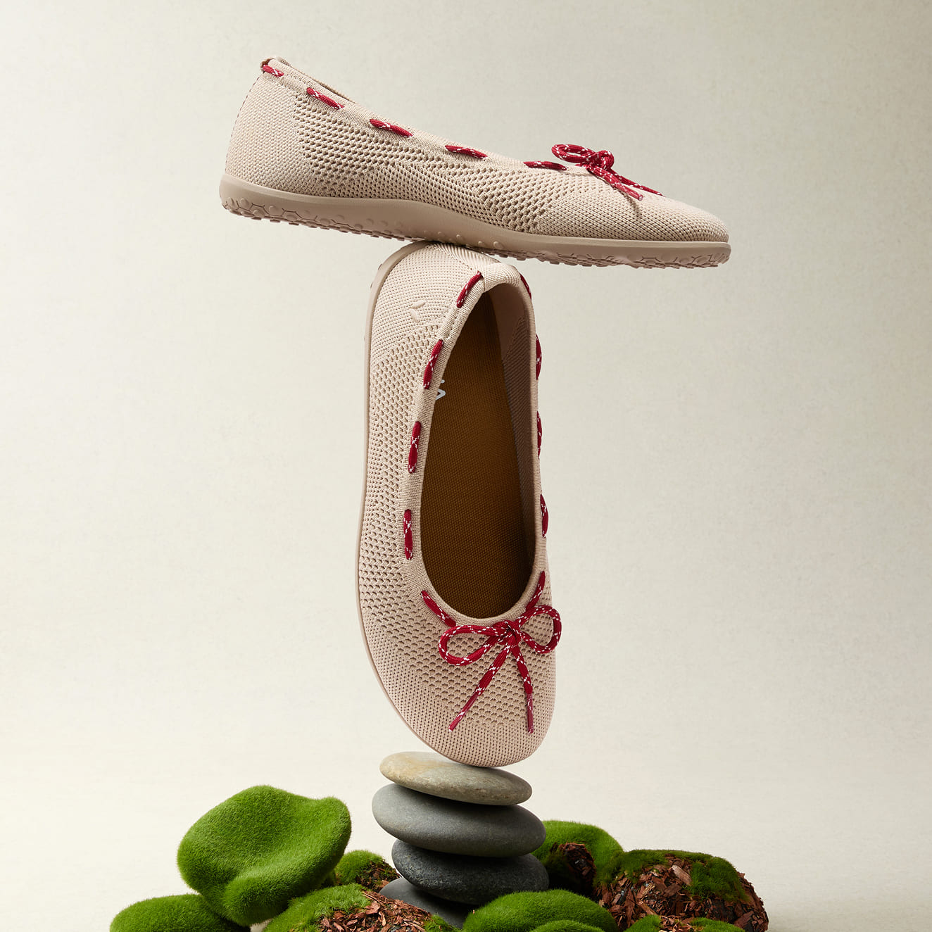 Round-Toe Barefoot Flats (Nika), ALMOND, EU35 | VIVAIA