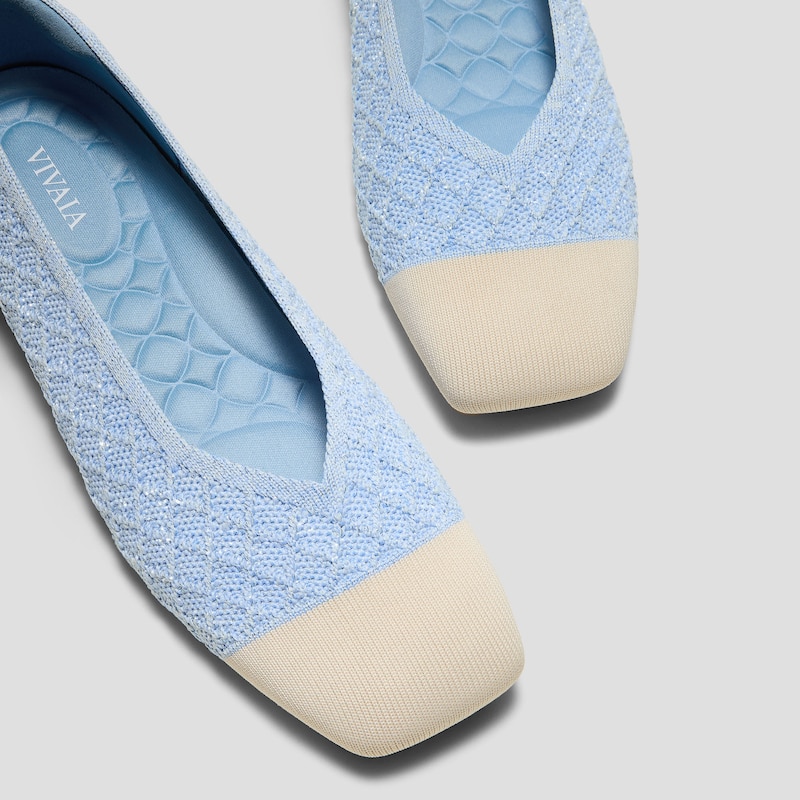 Square-Toe Margot™ V-Cut Flats (Margot™ 3.0), BLUE APRICOT QUILT, EU35 | VIVAIA