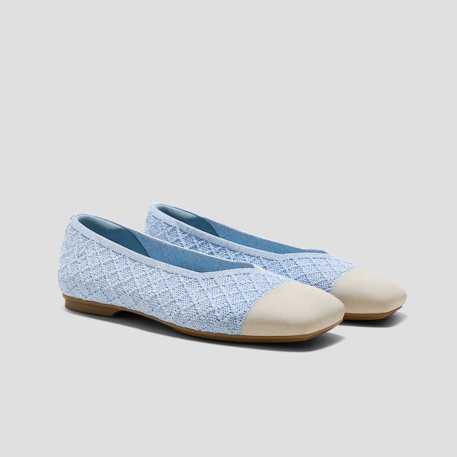 Square-Toe Margot™ V-Cut Flats (Margot™ 3.0)