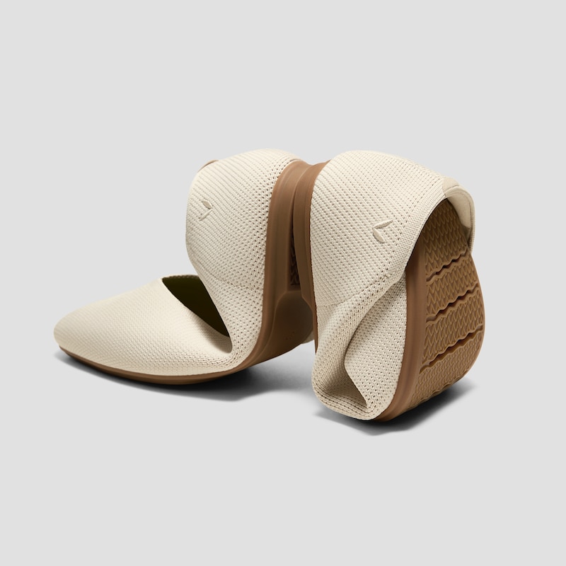 Square-Toe Margot™ V-Cut Flats (Margot™ 3.0), CREAM IVORY, EU39 | VIVAIA