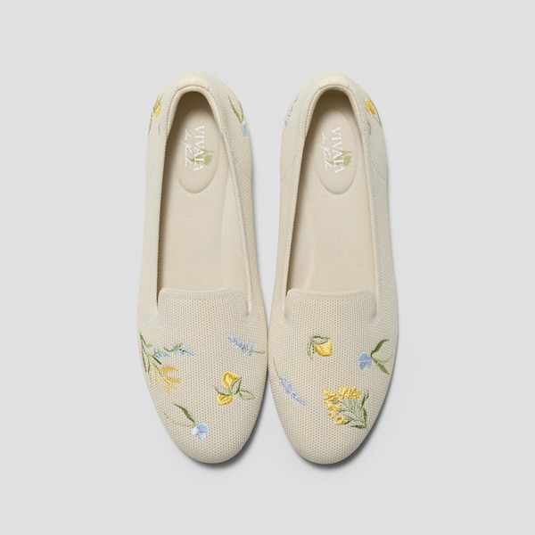 Healing Garden | Round-Toe Embroidered Loafers (Audrey)