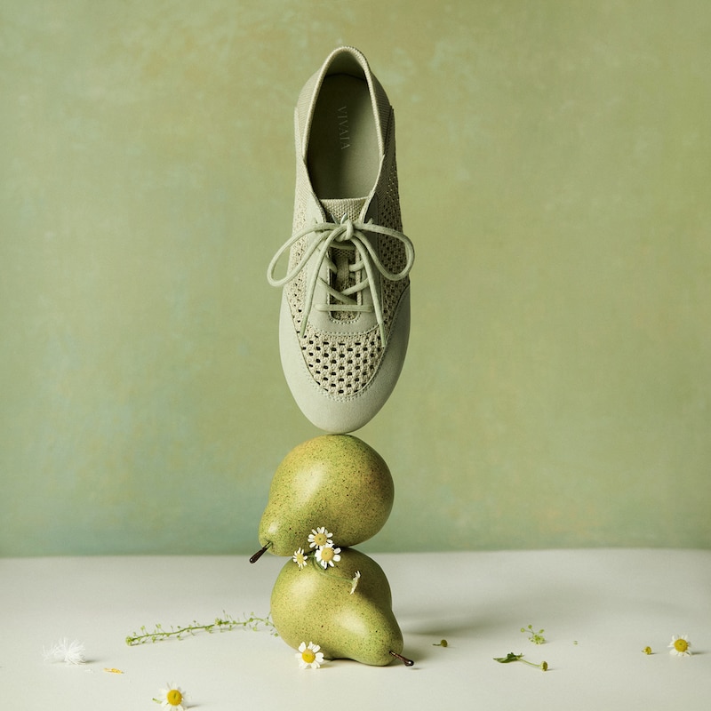 Round-Toe Lace-Up Mesh Sneakers (Yara), MATCHA, EU38.5 | VIVAIA