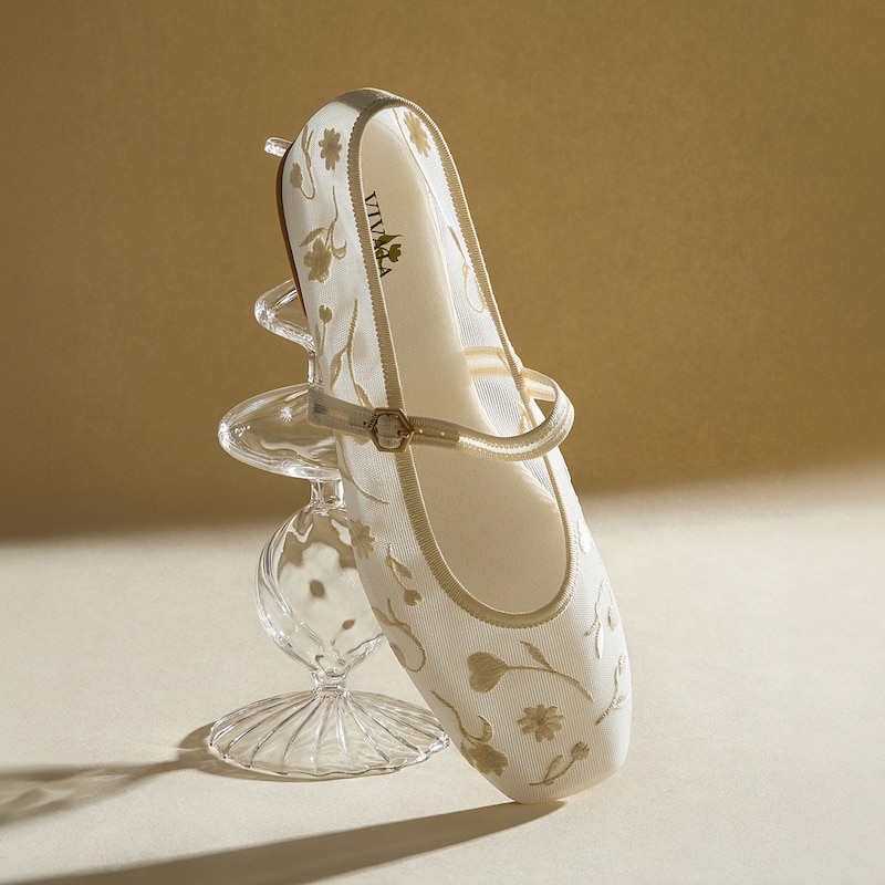 Square-Toe Mary Janes (Margot™ Mary Jane), CREAM FRENCH FLORAL MESH, EU38 | VIVAIA