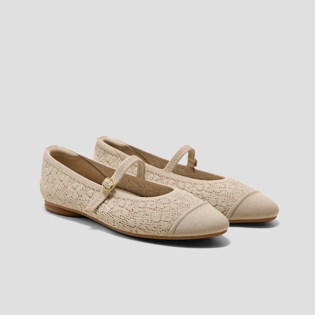 Almond-Toe Mary Jane AdaptAll™ (Tamia Mary-Jane)