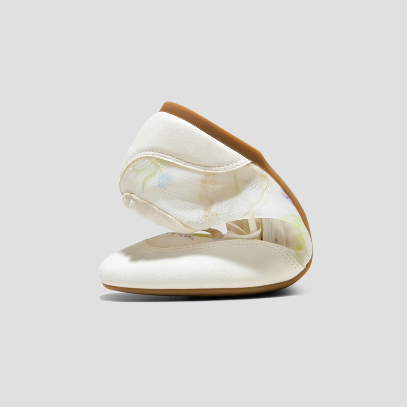 Healing Garden｜Square-Toe Lace-Up Sneakerinas (Cristina), CREAM-FRENCH FLORAL Print, EU38.5 | VIVAIA