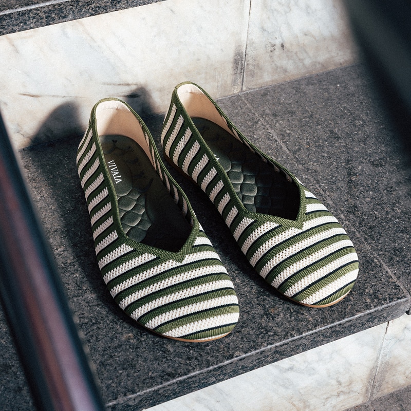 Wide Toe Box Flats (Tila), PALE APRICOT & OLIVE INTERLOCKING, EU39 | VIVAIA