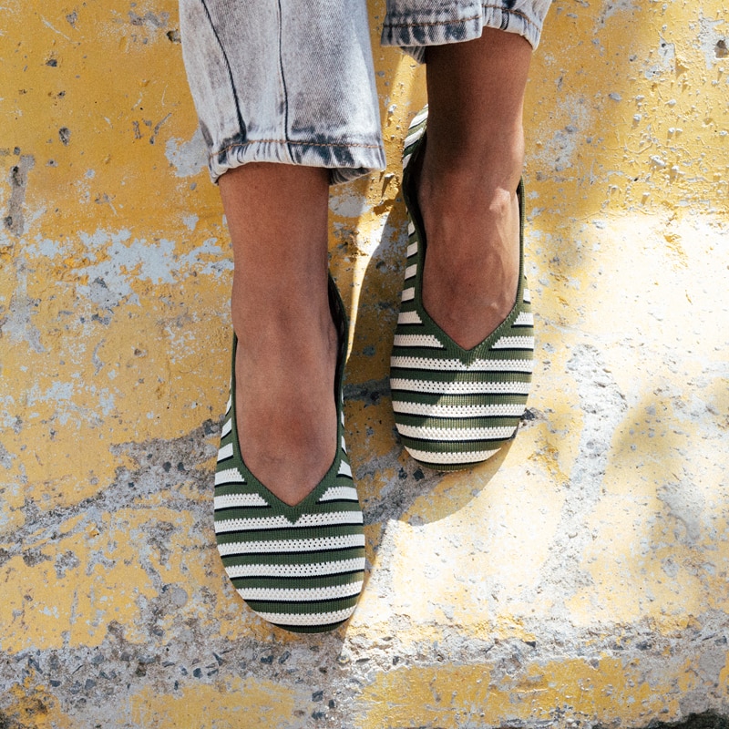 Wide Toe Box Flats (Tila), PALE APRICOT & OLIVE INTERLOCKING, EU39 | VIVAIA