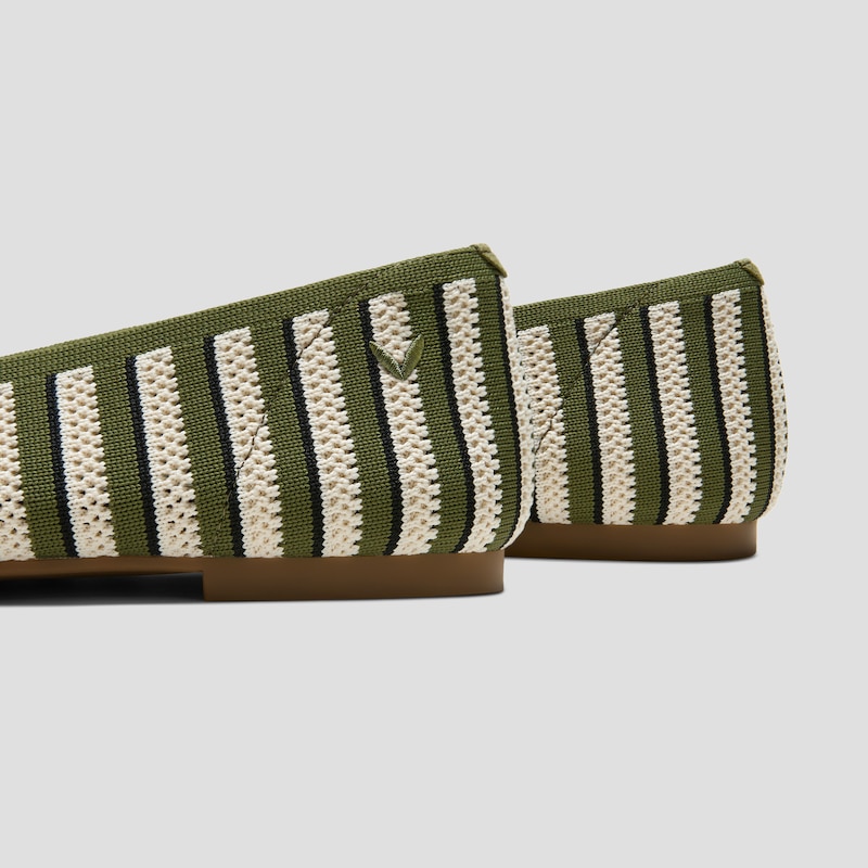 Wide Toe Box Flats (Tila), PALE APRICOT & OLIVE INTERLOCKING, EU39 | VIVAIA