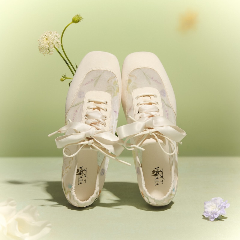 Healing Garden｜Square-Toe Lace-Up Sneakerinas (Cristina), CREAM-FRENCH FLORAL Print, EU39 | VIVAIA