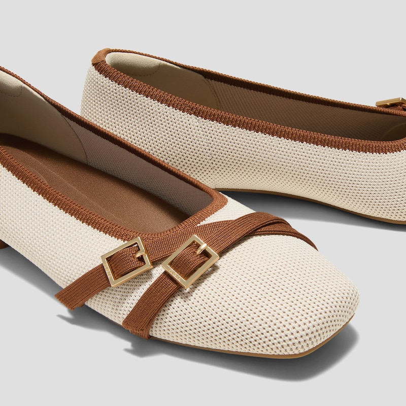 Square-Toe Margot Crisscross Flats (Marah), CREAM IVORY & DARK CARAMEL, EU37.5 | VIVAIA