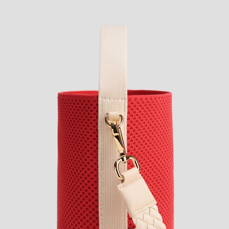 The Bucket Tote (Farreh), CHERRY RED MESH, one-size | VIVAIA