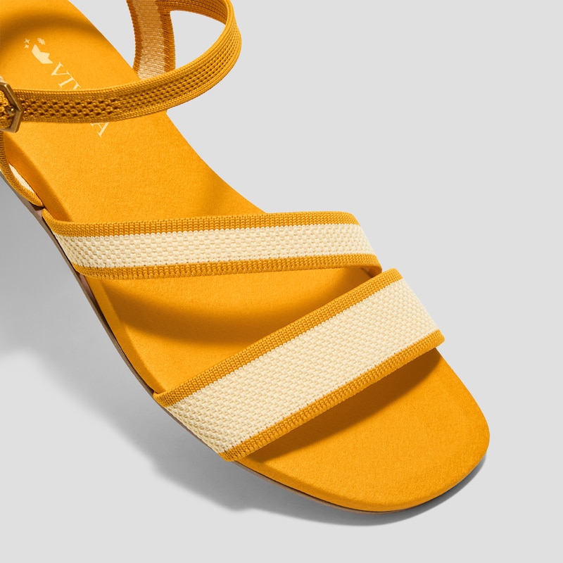 AdaptAll™ Flat Sandals (Demi), PALE IVORY & BLONDE WAVE, EU35 | VIVAIA