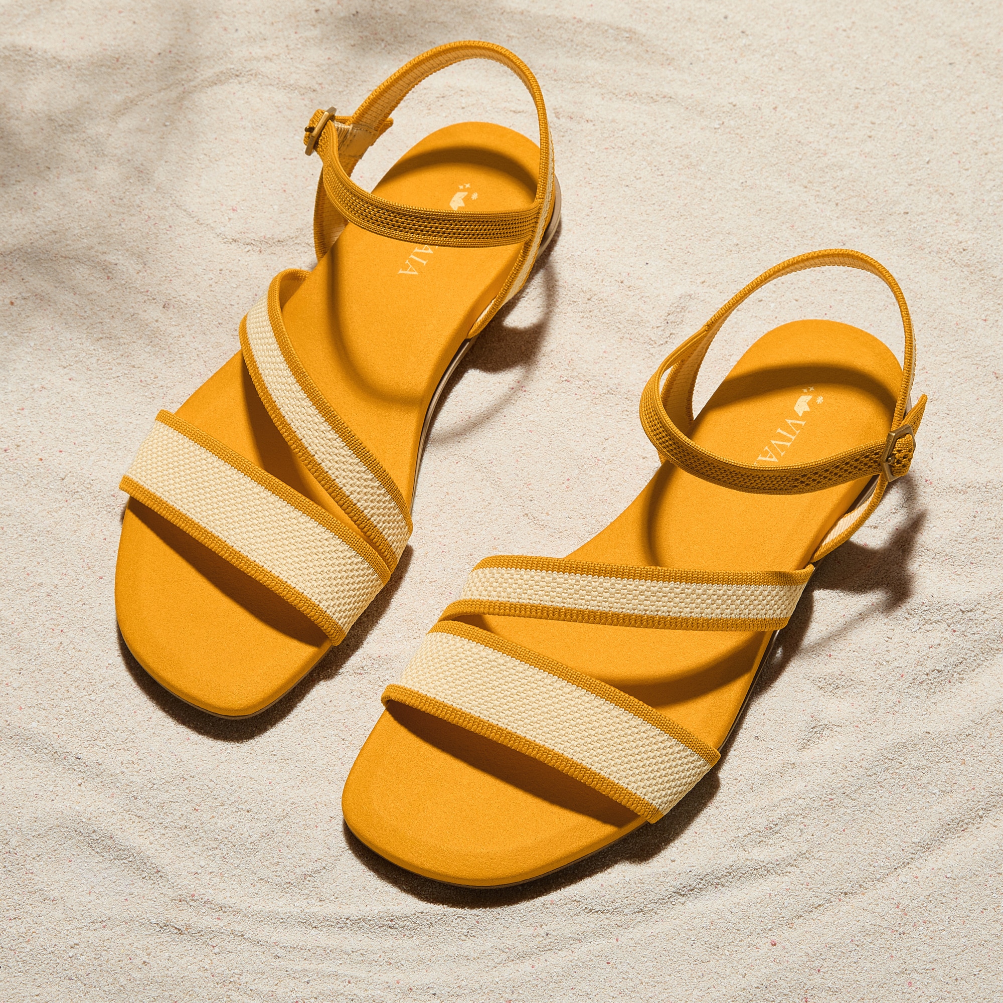 AdaptAll™ Flat Sandals (Demi), PALE IVORY & BLONDE WAVE, EU35 | VIVAIA