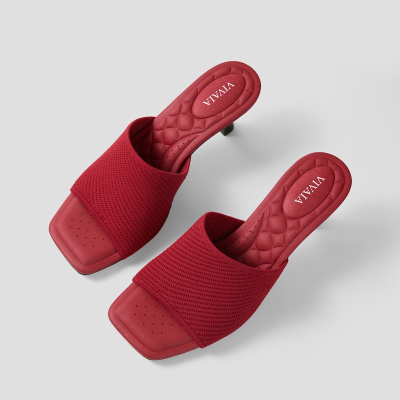 Square-Toe Slide Sandals (Aimee), RUBY RED WHEAT HERRINGBONE, EU35 | VIVAIA