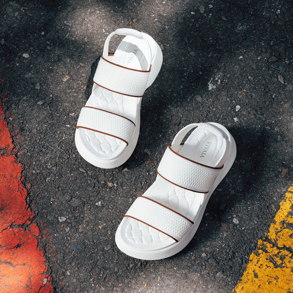 Round-Toe Walker Sandals (Kamber), WHITE & BROWN, EU35 | VIVAIA