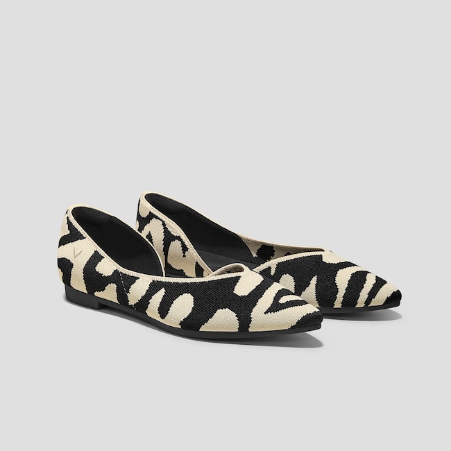 Pointed-Toe D'Orsay Flats (Melia)