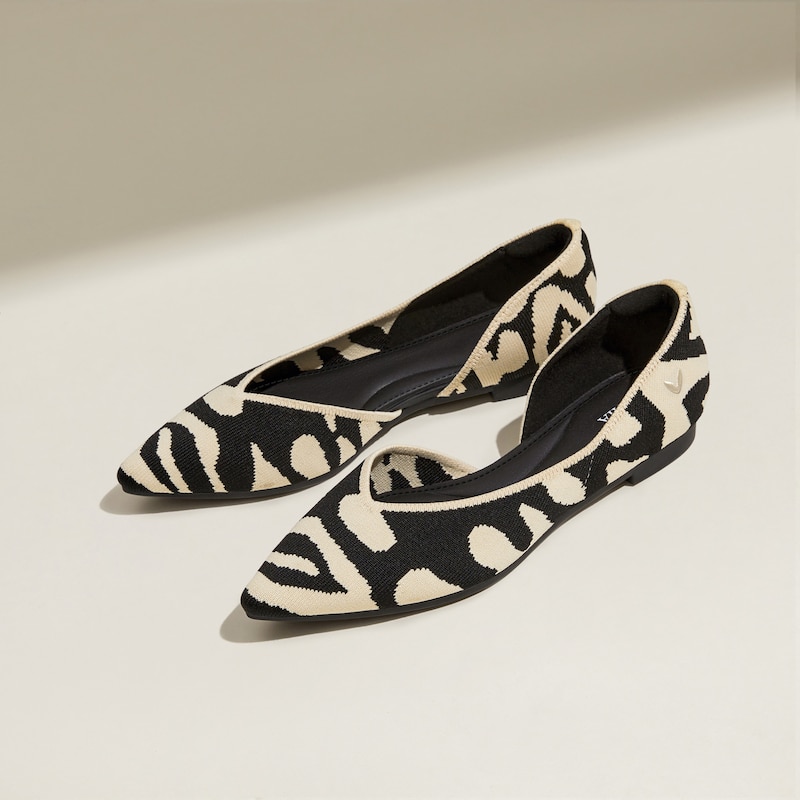 Pointed-Toe D'Orsay Flats (Melia), ECRU TIGER, EU43 | VIVAIA