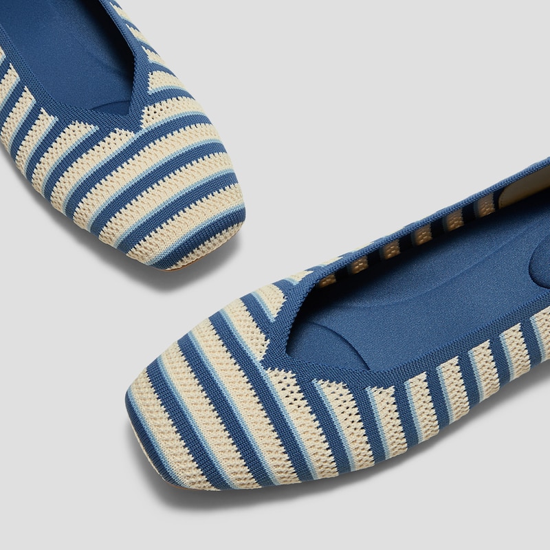 Square-Toe V-Cut Flats (Margot™ 2.0), PALE APRICOT & VINTAGE INTERLOCKING, EU36 | VIVAIA