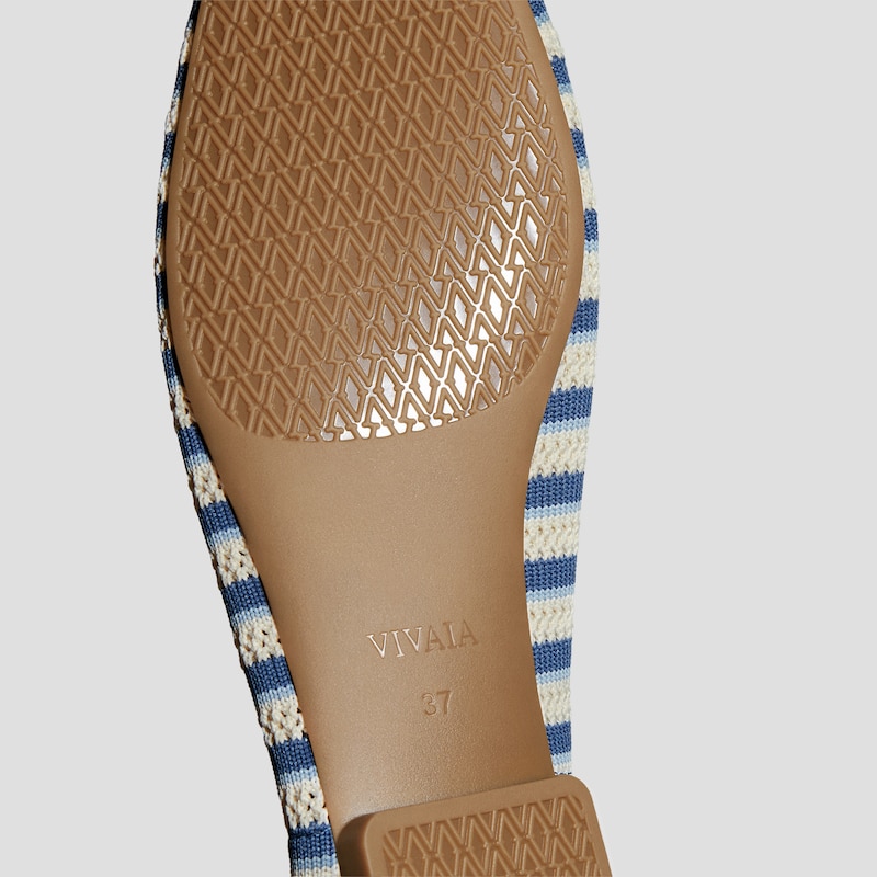 Square-Toe V-Cut Flats (Margot™ 2.0), PALE APRICOT & VINTAGE INTERLOCKING, EU36 | VIVAIA