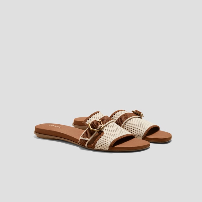 Square-Toe Flat Sandals (Delia)