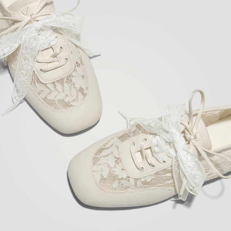 Lace Shoelaces, White, one-size | VIVAIA