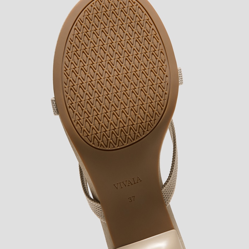 Round-Toe Kitten-Heel Sandals (Emeline), ALMOND, EU39 | VIVAIA