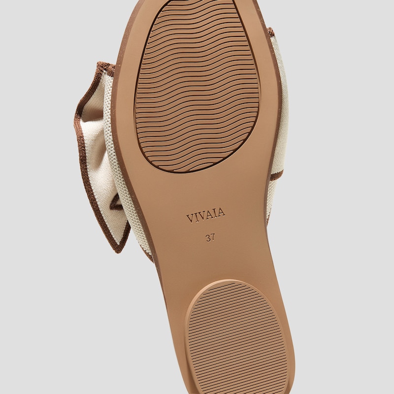 Square-Toe Bow Sandals (Dorothy), Ivory & Dark Caramel, EU39 | VIVAIA