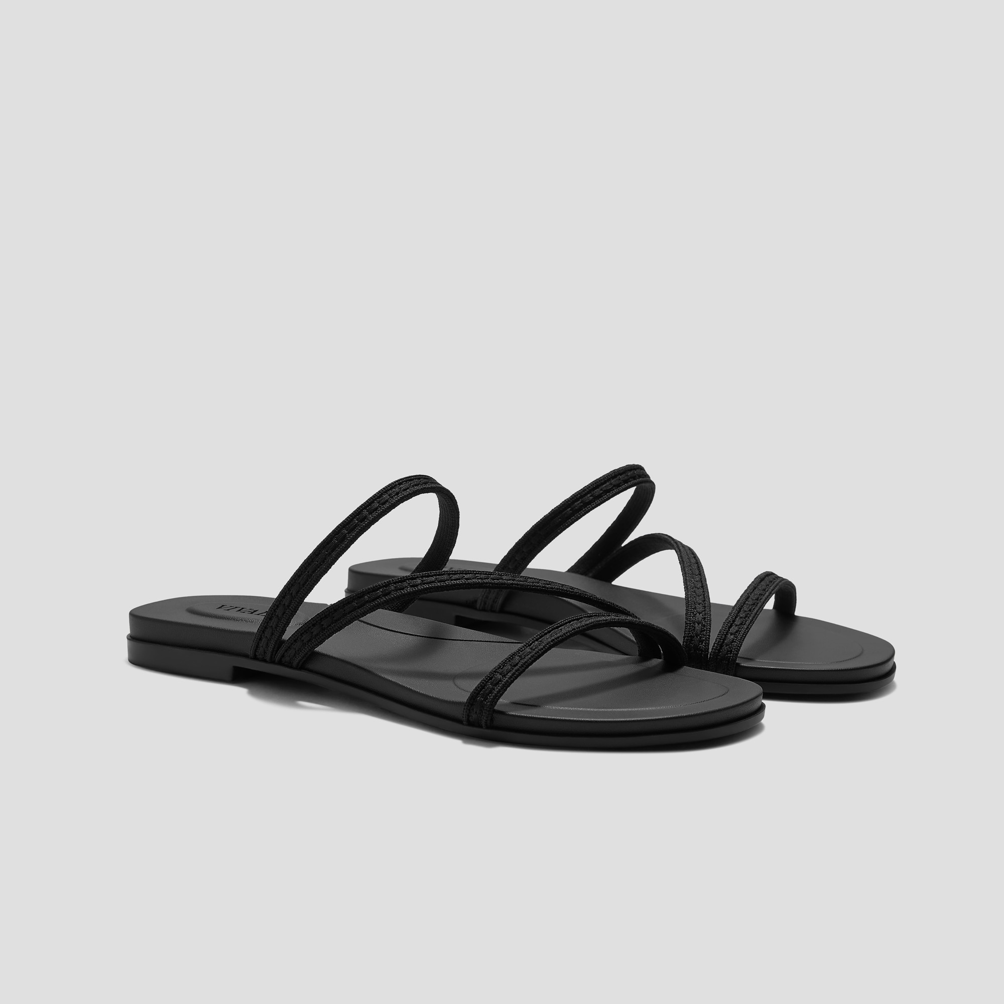 Round-Toe Flip-Flops (Carla), Black Rustic Cable, EU35 | VIVAIA