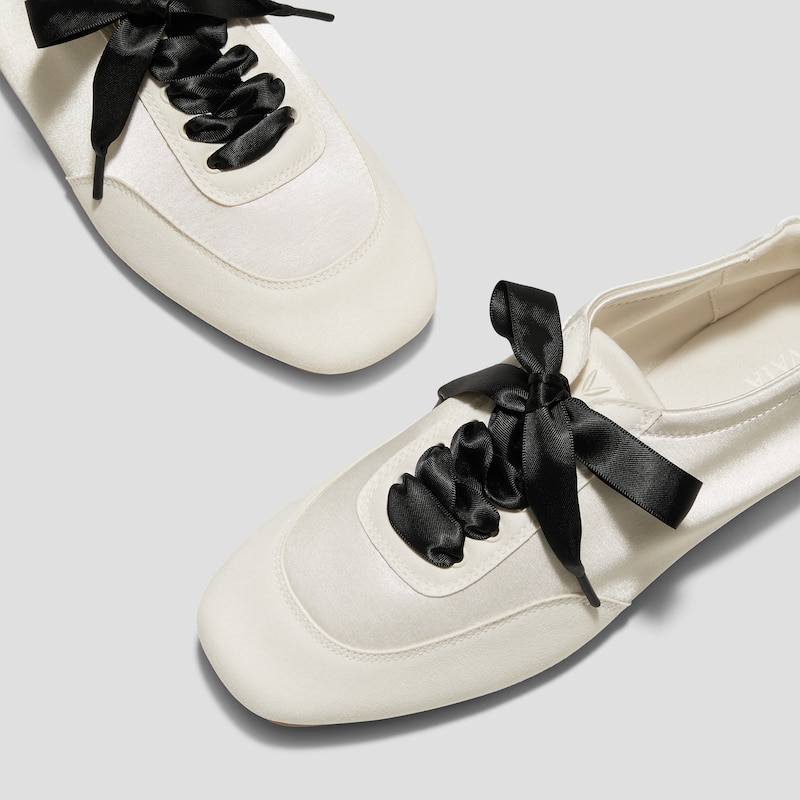 3 Laces Included Square-Toe Lace-Up Satin Sneakerina (Cristina), LIGHT GOLD, EU39 | VIVAIA